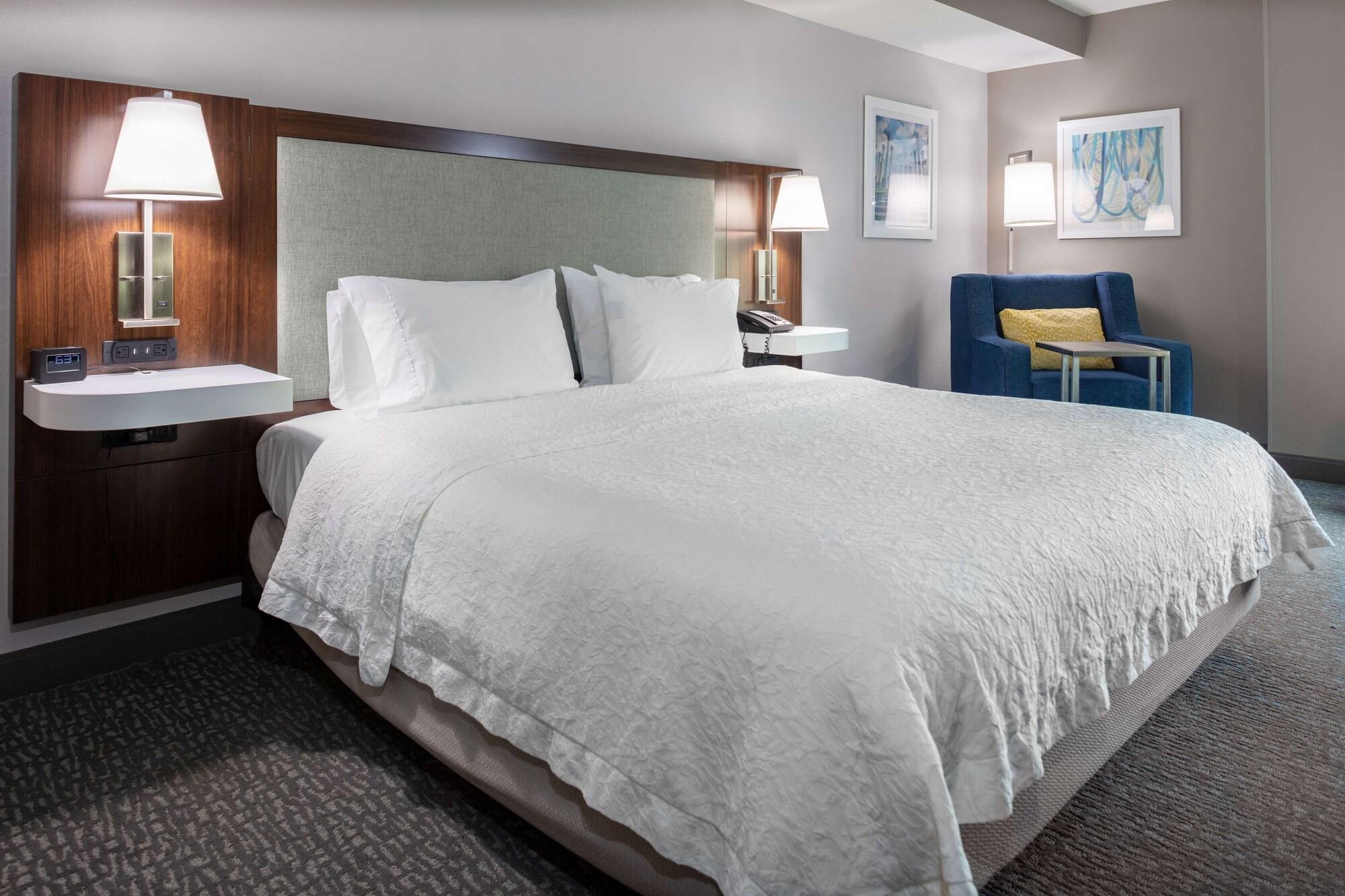 Hampton Inn & Suites Arlington Crystal City Dca Esterno foto