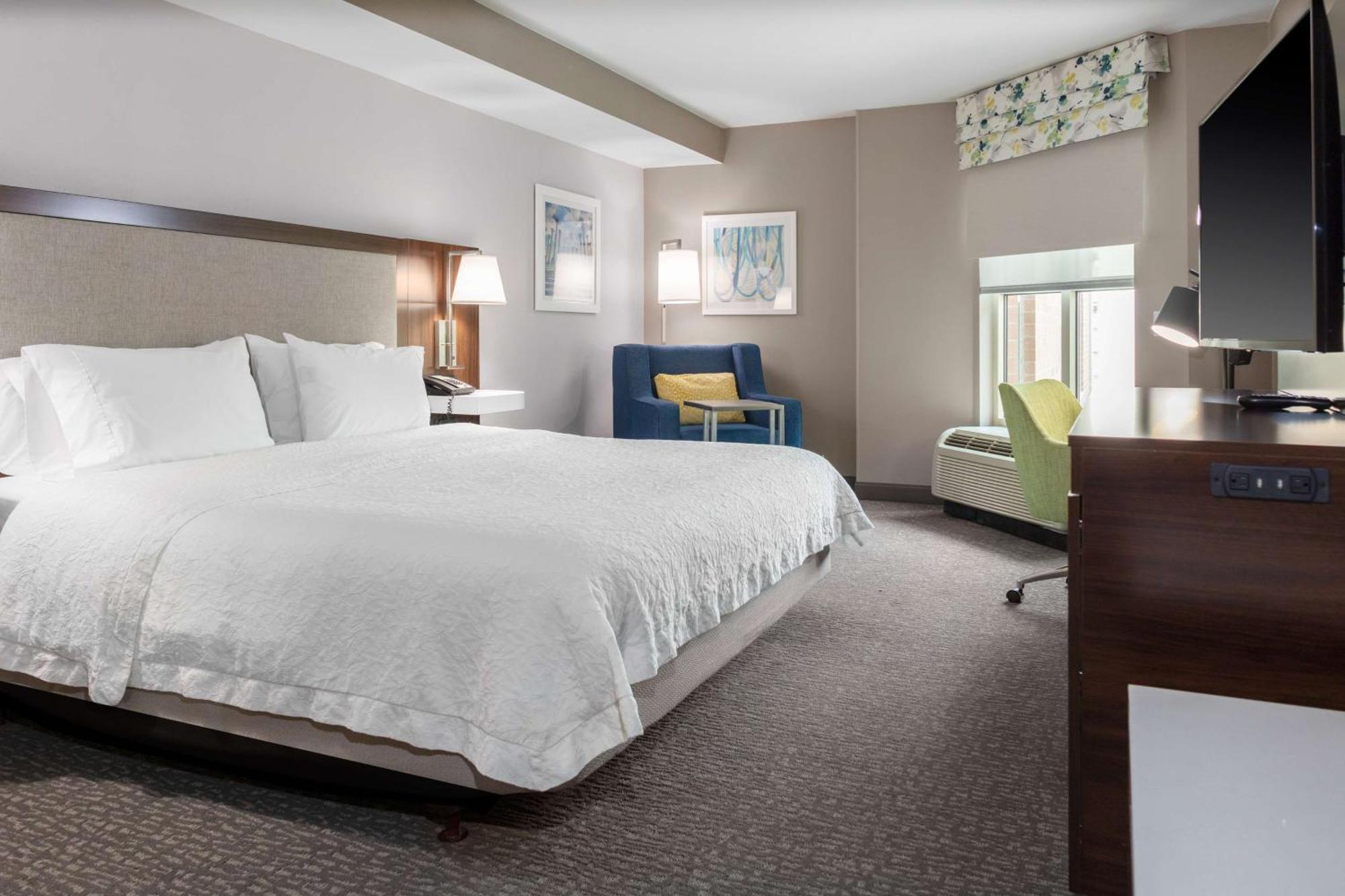 Hampton Inn & Suites Arlington Crystal City Dca Esterno foto